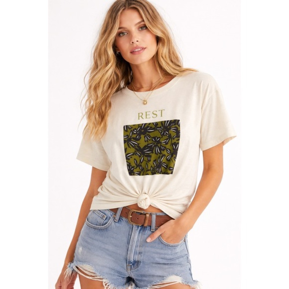 C&A 1841 Rest Graphic T Shirt Womens Medium Cream Floral Print Short Sleeve Tee‎